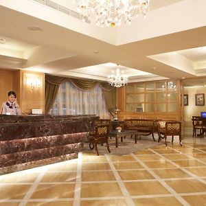 Royal Seasons Hotel Taipei ‧ Nanjing W.